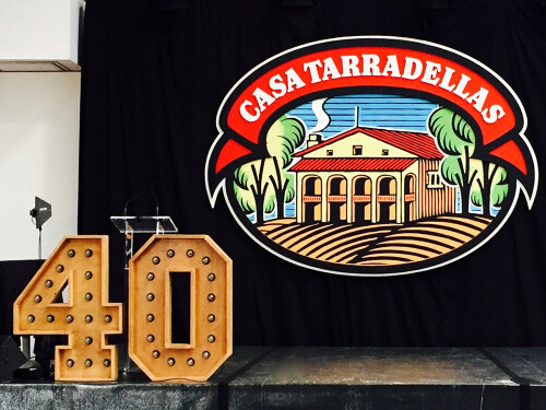 casa-tarradellas-logo-4.jpg